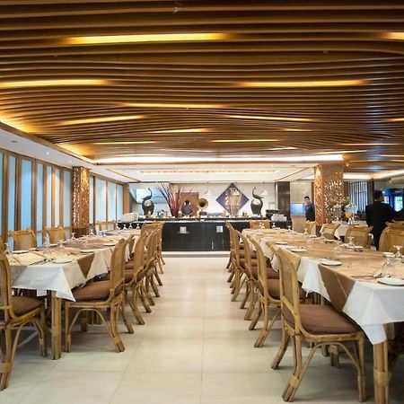 Jatra Hotel Grand Royal Дакка Экстерьер фото