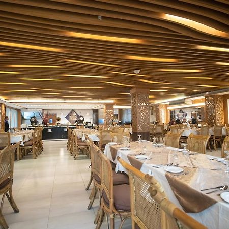 Jatra Hotel Grand Royal Дакка Экстерьер фото